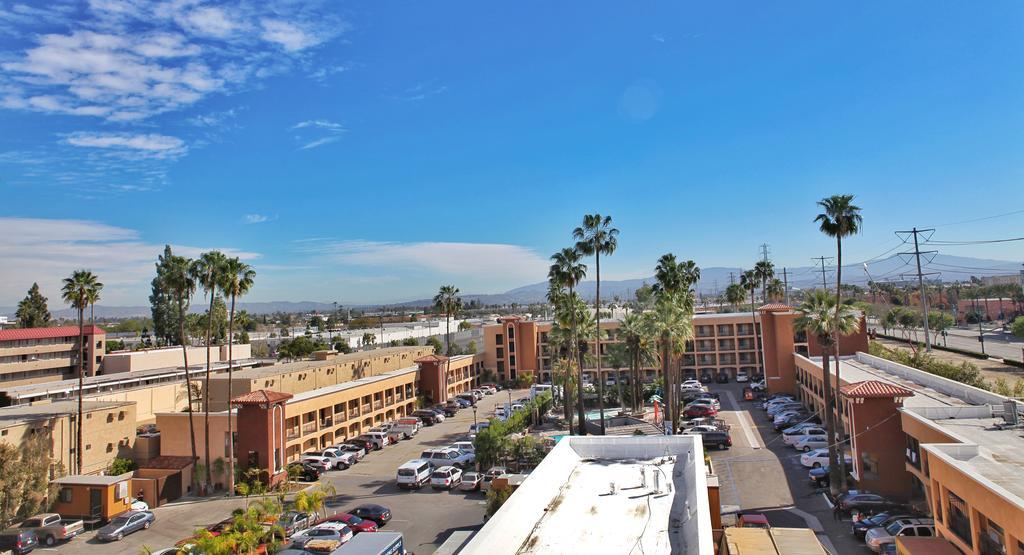 Hotel Grand Legacy At The Park Anaheim