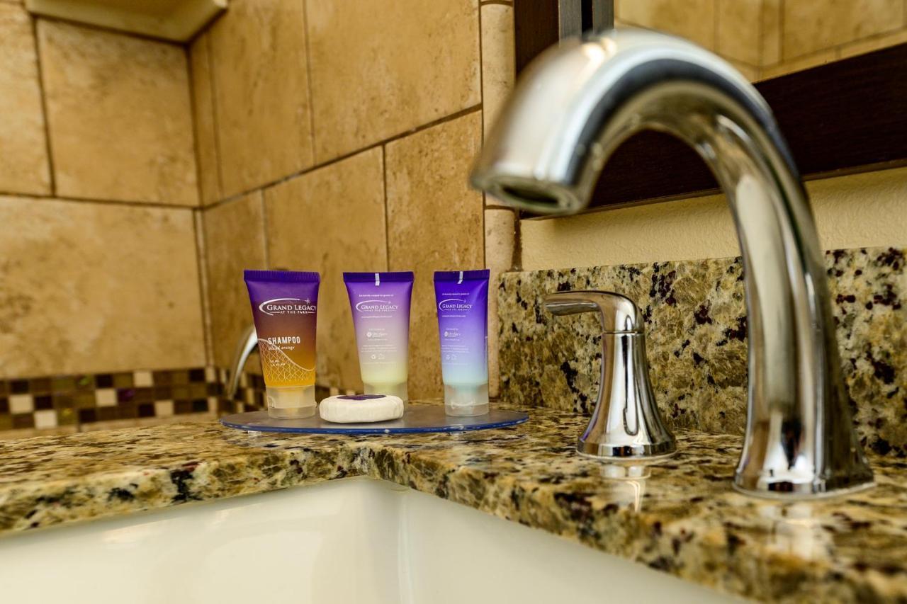 Grand Legacy At The Park Hotel Anaheim